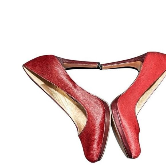 BCBGeneration TinaS2 Maroon Synthetic Calf Hair Round Toe Pumps Size 7.5 - Picture 3 of 6